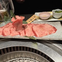 松永牧場 銀座本店 - 特上塩タン