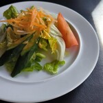 和牛ステーキ桜 - セットについてるサラダ