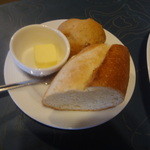 洋食屋ZEN - ⑨パン