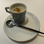 メイ - 2皿目カリフラワーのスープ