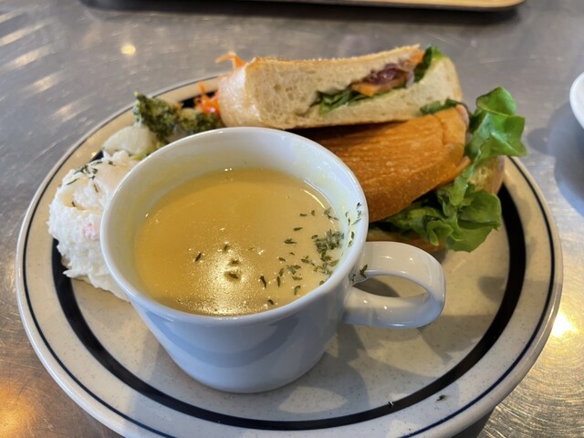 パンとエスプレッソと 湘南 （【旧店名】ミディ ア ミディ