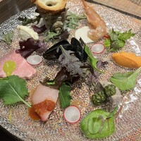キャトルラパン - 色鮮やかなオードブル