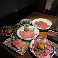 焼肉 にくだらけ - 