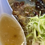 麺武 はちまき屋 - 濃い味スープあつあつ　うまいんです♪