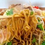 麺屋　たか - 注文麺が醤油ダレに良く絡んでめちゃくちゃ美味しい