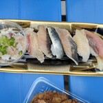 津久司 - 料理写真:能登地魚６種握りとミニ漬け丼