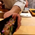 銀座 しのはら - 赤貝の手巻き