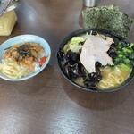 ラーメン 杉田家 - 