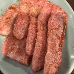 炭火焼肉ホルモン うらら - 