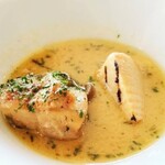 XEX ATAGO GREEN HILLS / Salvatore Cuomo Bros. - 厳選鶏とタケノコのフリカッセ