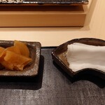 くろ﨑 - ガリ、指拭き