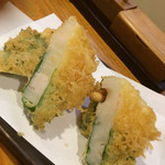 そば 三休 - れんこんと海老の進上揚げ