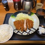 とんかつまるや 新橋駅前本店 - 