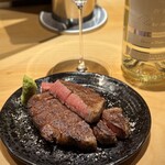 堂島焼肉料理店 - 黒毛和牛 特選へレステーキ