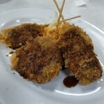 自由軒 - 牛串カツにソース