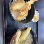 資さんうどん - 料理写真: