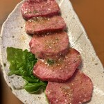 炭火焼肉＆ホルモン伝次 - 