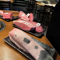 松阪牛炭火焼肉 東海亭 - 