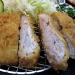 とんかつ富司 - ロースかつの断面