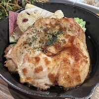 やさいの王様 銀座店 - 見た目で美味しいことが分かる照り加減♫