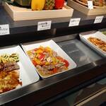 海鮮ブッフェダイニング 銀座八芳 - 