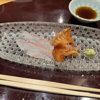 さいたま新都心 風凛 - ヒラメ背の部分と赤貝