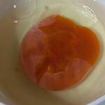 神出たまごセンター - 超濃厚たまご　割ってみた