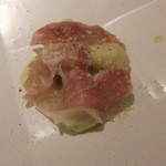 リストランテ サクラ - 初来店　ハムと枝豆のクリームソース　自家製ジャガイモのニョッキ（ハーフサイズ）