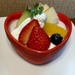 苺のケーキ専門店 レコンパンス ルージュ - 苺のプリンアラモード　680円