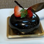 苺のケーキ専門店 レコンパンス ルージュ - ショコラ・フレーズ　590円