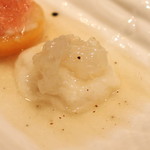 趙楊 - 麝香とチョウザメの頭骨料理　(2014/07)