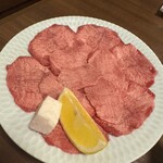 みどりや焼肉店 - 