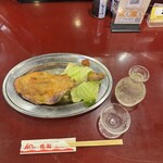 海鮮と骨付鳥 讃岐酒場 - 