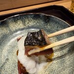 京味 もと井 - 初ガツオ 新玉ねぎと行者ニンニクたれ