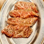 ホルモンハジメ - 和牛カルビ