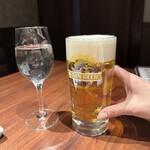 せいもん払い - この日は21:00過ぎにお邪魔しました。21:00くらいだと入れることが多いです。日本酒とビール。