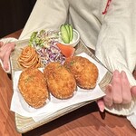 せいもん払い - 海鮮ゴロゴロコロッケ、一個が結構大きいんですよ！