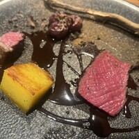 ル スプートニク - 鹿肉のロースト、神のレベルの火入れでした。