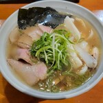 ラーメン 坊也哲 - 着丼