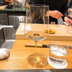 きたしんち 弓場慎之佑 - 