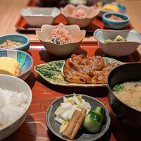 京都一の傳  六本木ヒルズ店 - 天恵美豚の麹みそ焼定食