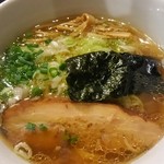 燦虎 - 淡麗琥珀そば(醤油)