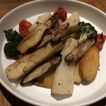 QUAYS pacific grill - 