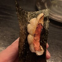 鮨 四 -  鮨 四 -