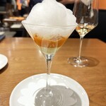 ガストロノミアヘリテージヨコハマ - 前菜２　カニのカクテルサラダ、アボカドのピューレ、スパイスをきかせたパプリカ、カニのほぐし身、蟹味噌のソース、カニの殻からだしをとった泡