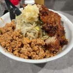 旨辛ラーメン 表裏 - 