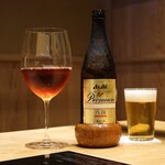 すき焼き十二天 - さくらんぼ(佐藤錦)100%ジュース＆瓶ビール アサヒプレミアム熟撰