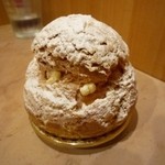 ウェスティン デリ - シュークリーム595円