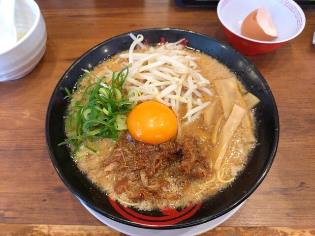 特製肉玉醤油そば』by matchies-groove : ラーメン 魁力屋 西 特製肉玉醤油そば』by matchies-groove : ラーメン 魁力屋 西