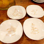 カフェ エ バール ドゥー - Broochesの器。何気ないタッチが可愛くて、つい撮影